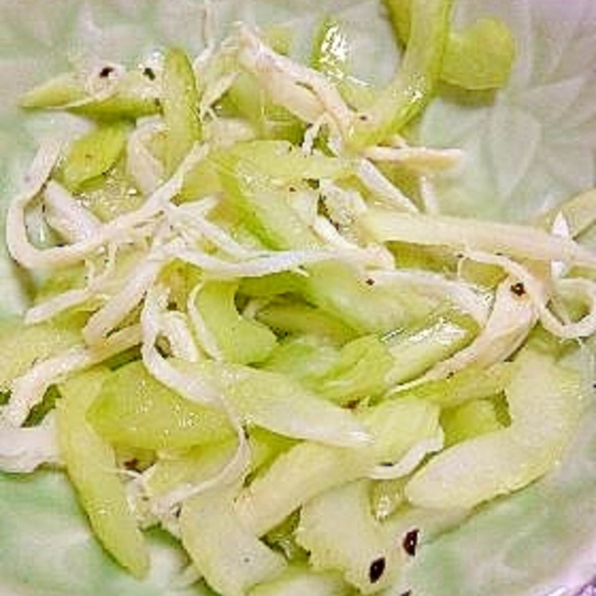 セロリとさきいかのマリネ 簡単おつまみ レシピ 作り方 By とりあえず乾杯 楽天レシピ